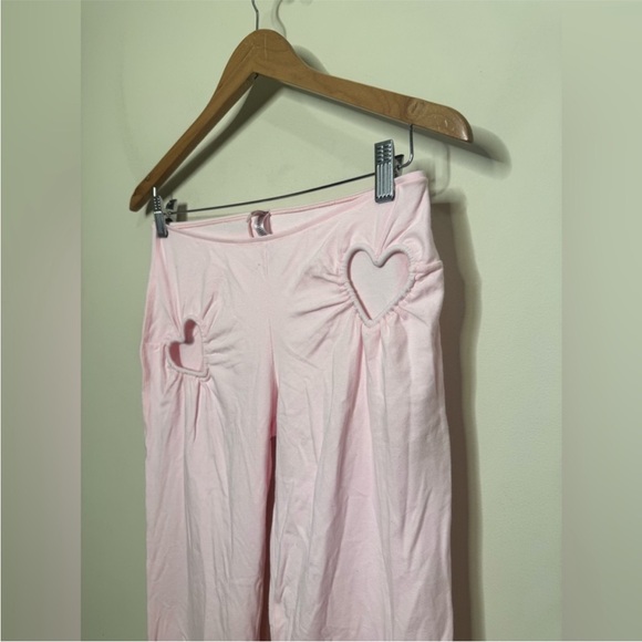 SKIMS Valentines Day Cotton Jersey Heart Cutout Leggings in Pink - Picture 6 of 9